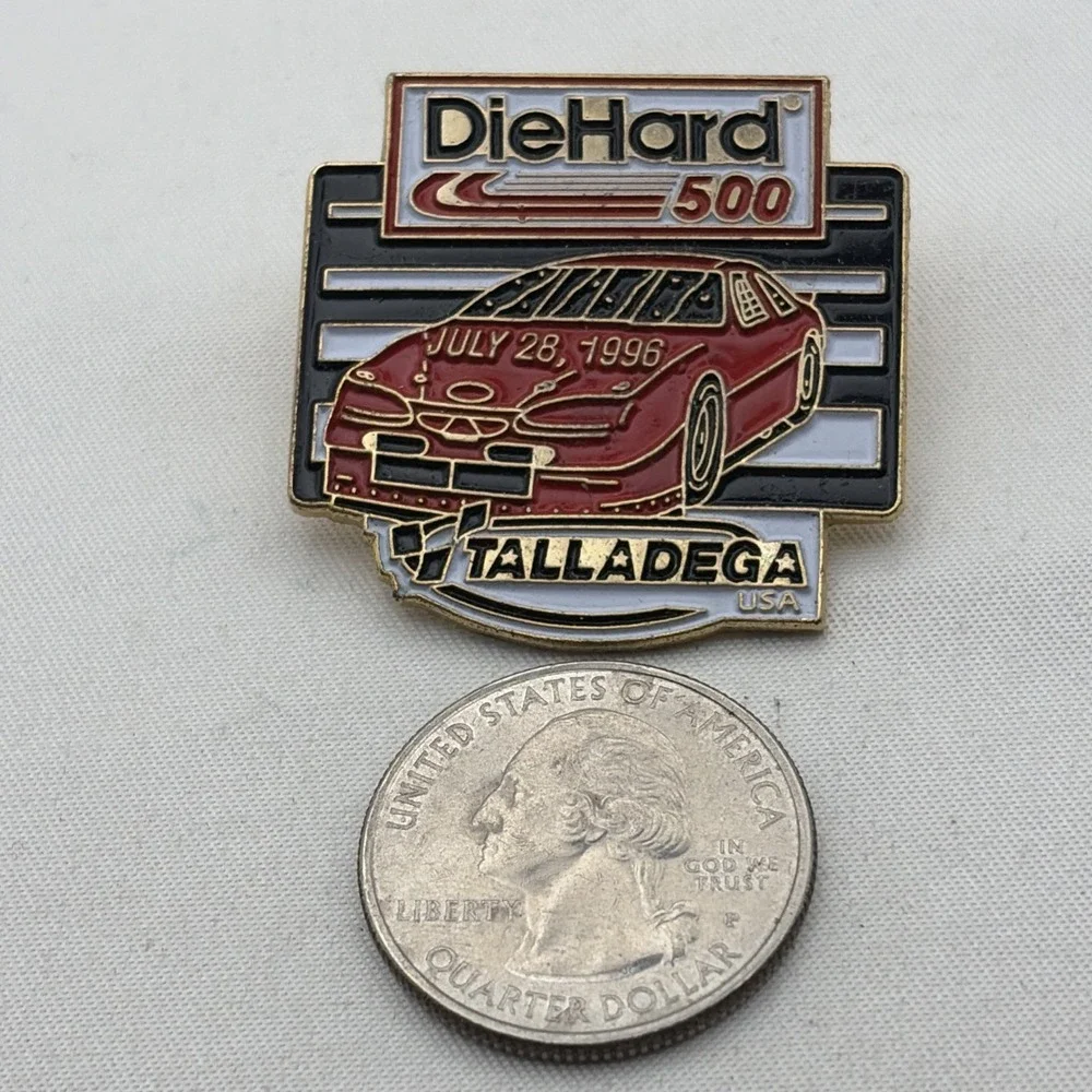 NASCAR DieHard 500 Talladega SuperSpeedway 1996 Lapel Hat Pin